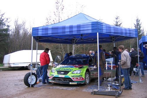 RaceXpress krijgt bloedstollende 'lift' in 'the magic Latvala-show'